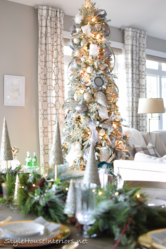 Decked & Styled Holiday Tour - A Christmas Bedroom - ZDesign At Home  Best  christmas tree decorations, Cool christmas trees, Elegant christmas trees